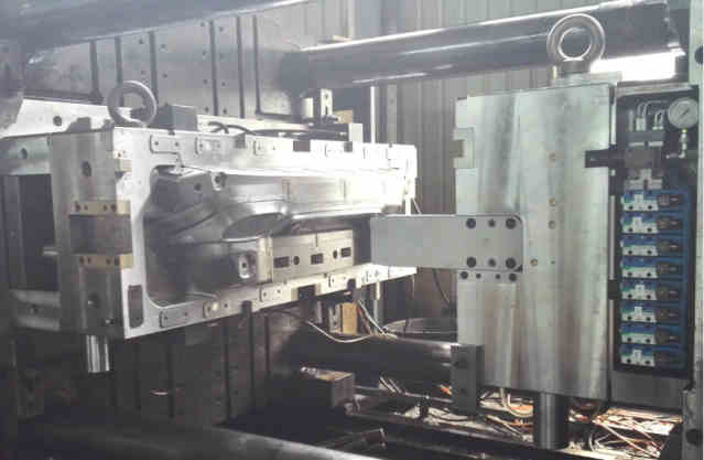 molde de grelha automotiva