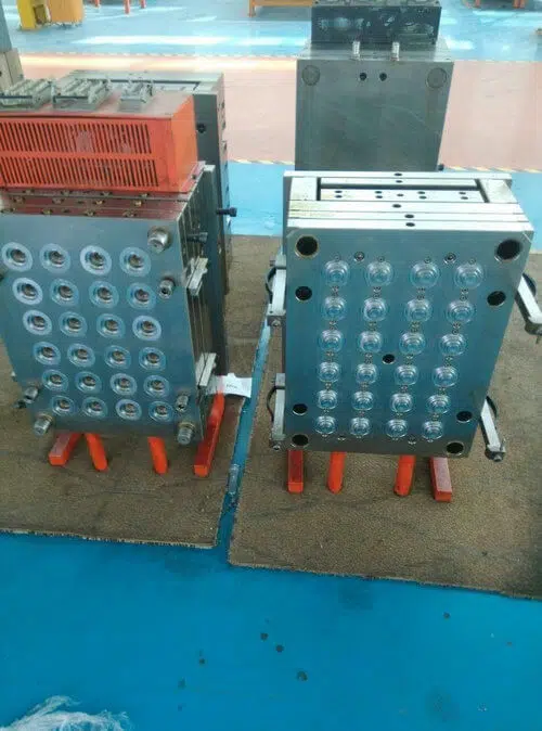 China Flip Top Cap mould,bump lotion mould company in China 3