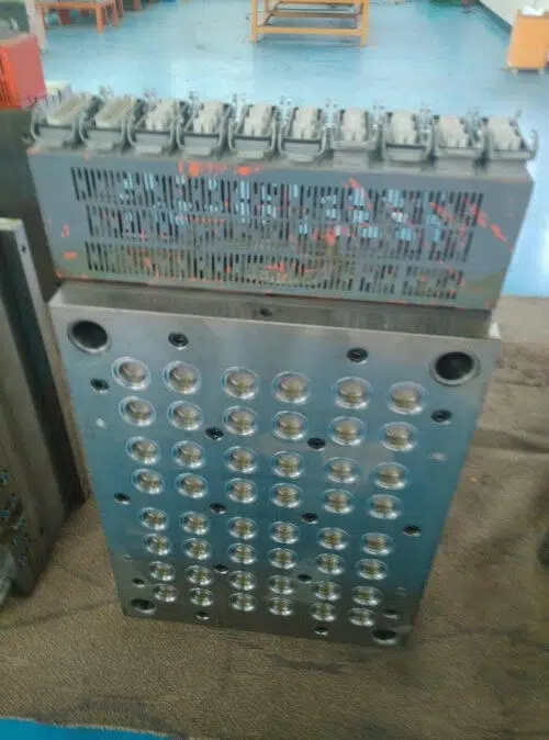 China Flip Top Cap mould,bump lotion mould company in China 6